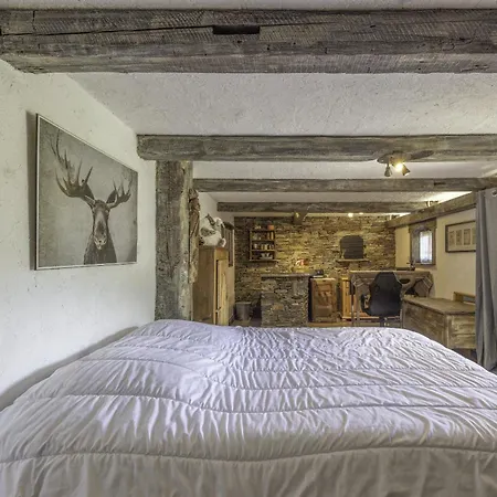 Chalet Authentique Luxe Piscine *