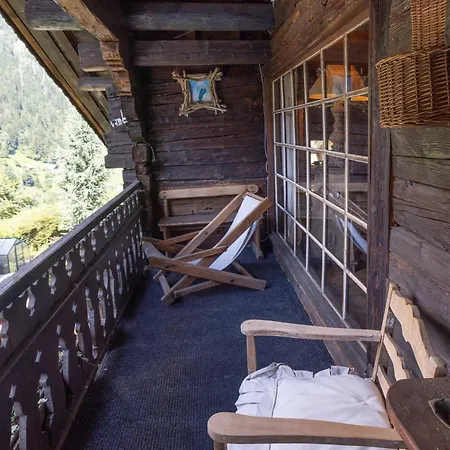 Chalet Authentique & *